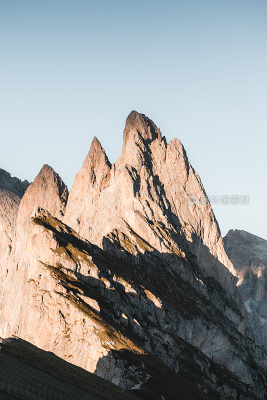 意大利Dolomites的Seceda Ridgeline